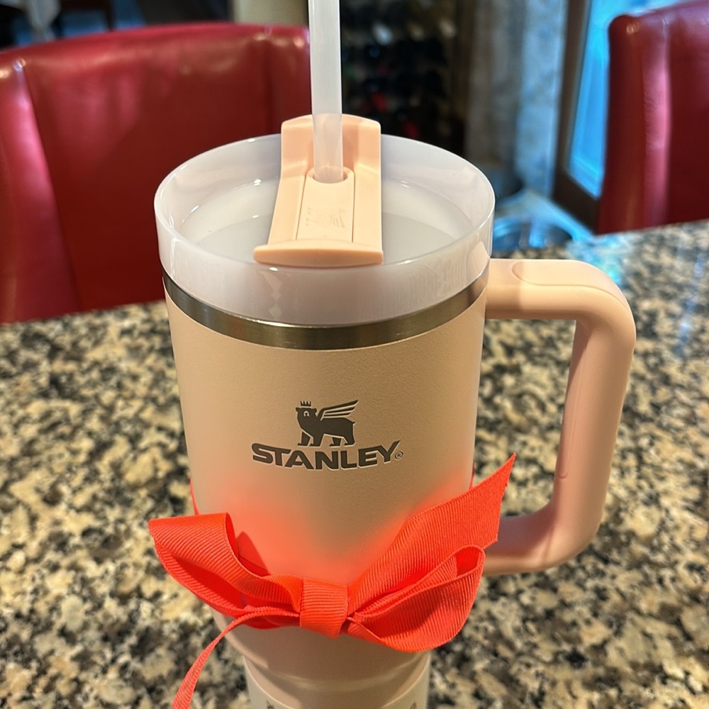 NWT Stanley Quencher H2.0 Tumbler The Flow State” 40oz All Day Hydration Lt Pink - Picture 3 of 10